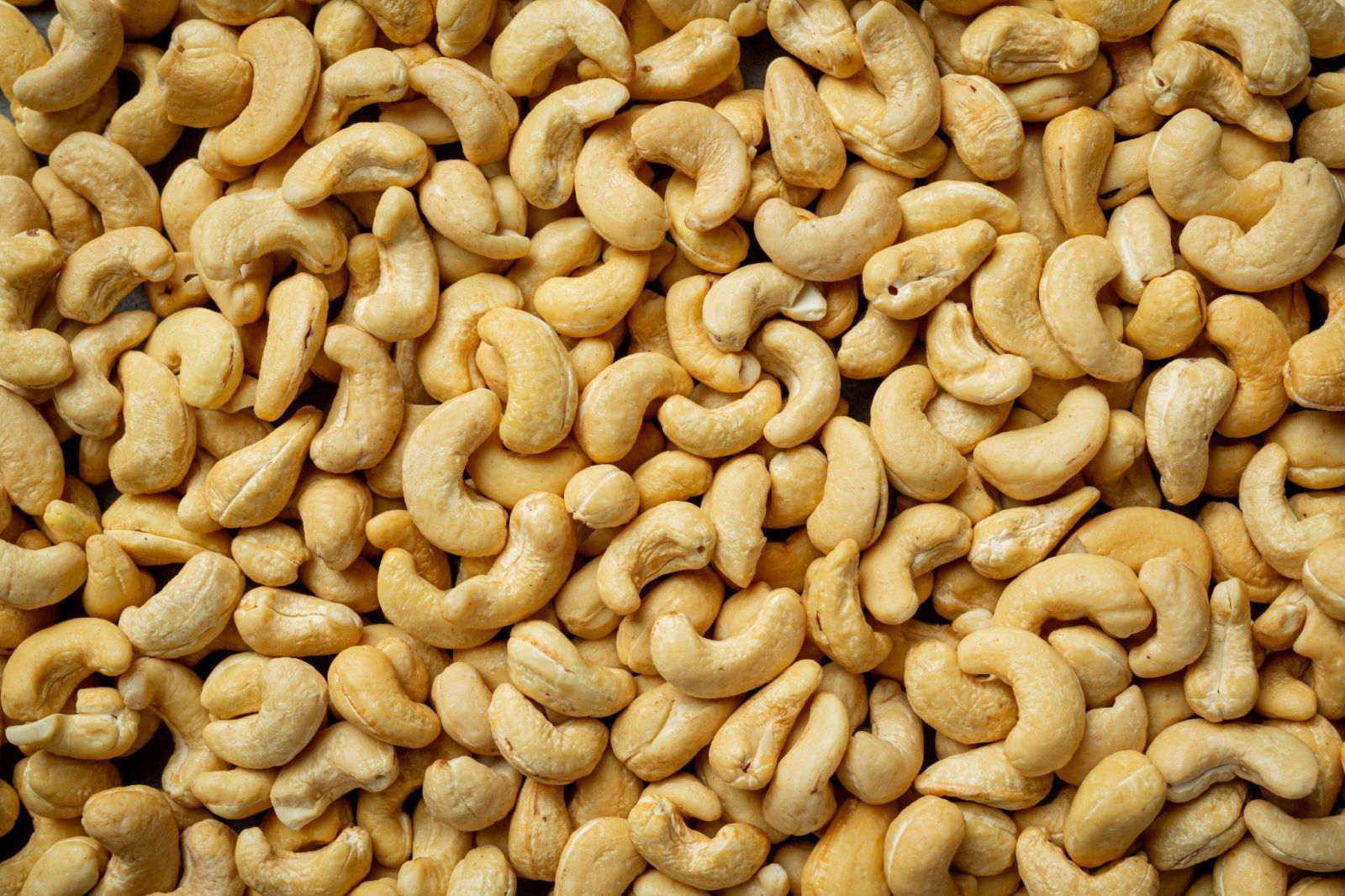 WW180 cashew nuts