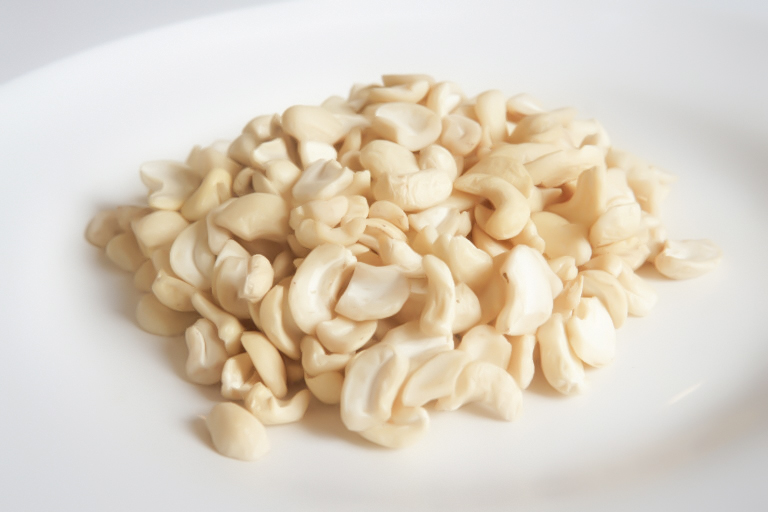 Cashew Kernels – LP