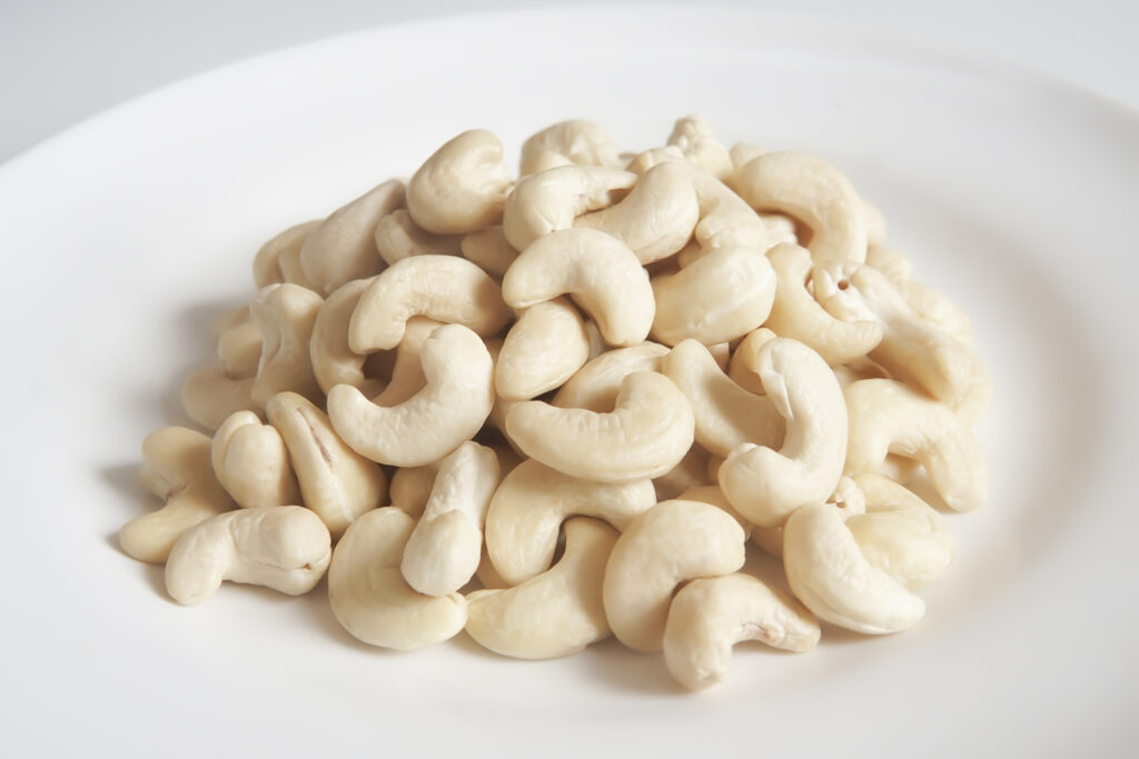 Cashew Kernels – WW240